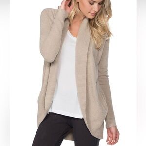 Barefoot Dreams CozyChic Lite Circle Cardigan XS/S Excellent condition